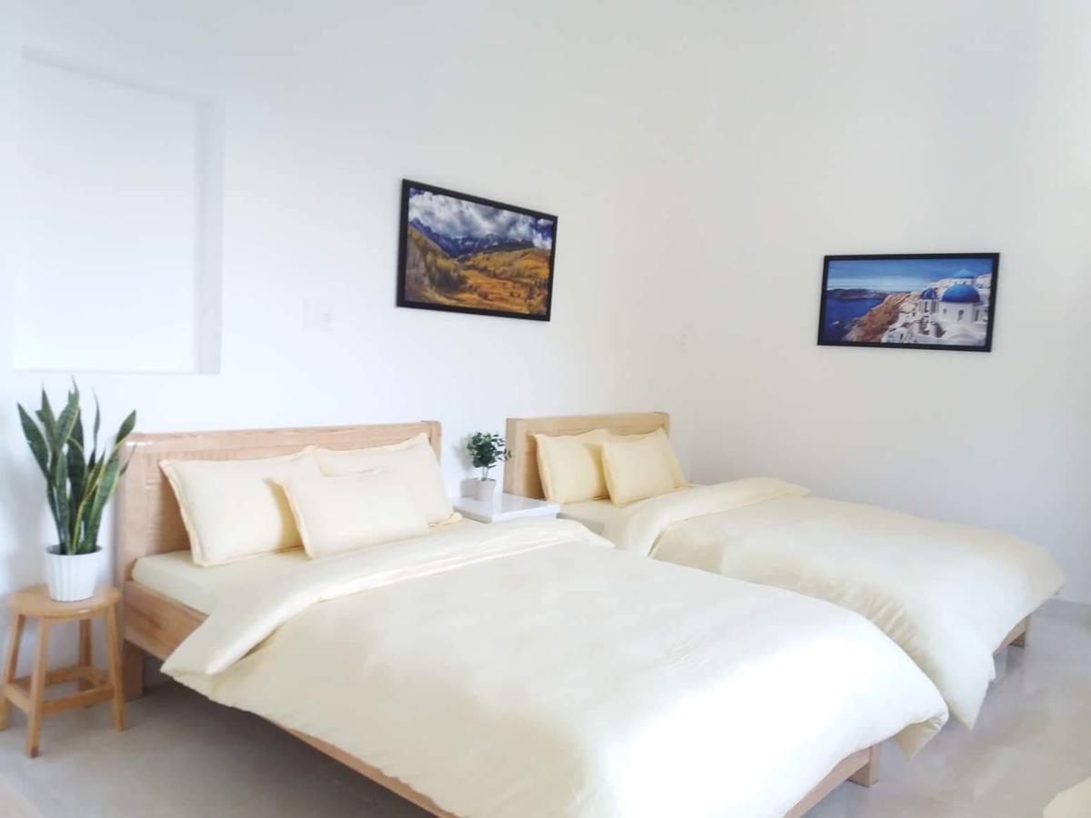 Strawberry Hotel Dalat エクステリア 写真